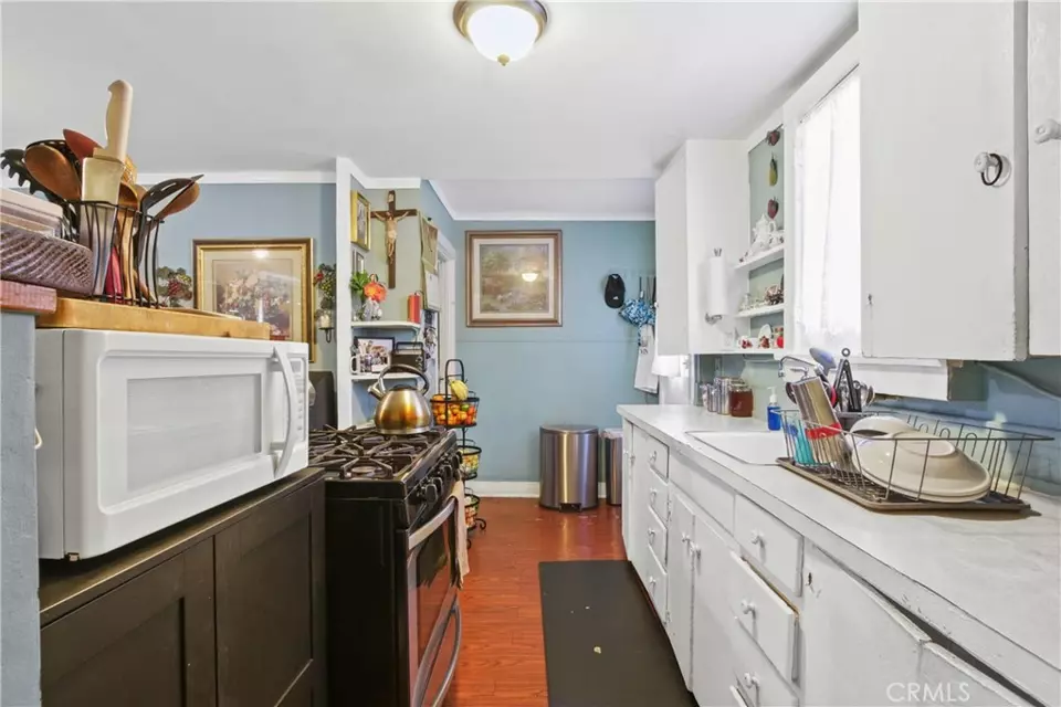  217 S College St, La Habra, CA 90631 photo 4