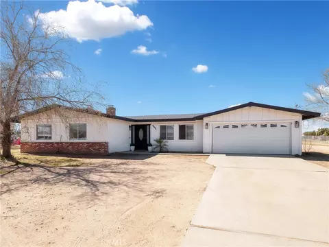 8998 8th Ave, Hesperia, CA 92345