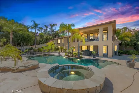 27430 Stonehenge Cir, Hemet, CA 92544