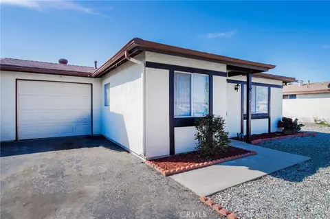 2147 W Oakland Ave, Hemet, CA 92545