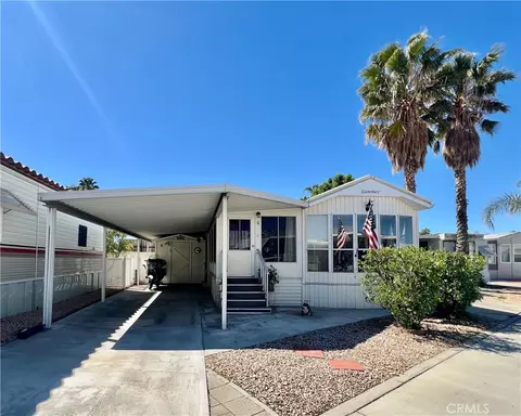 1295 S Cawston Ave #6, Hemet, CA 92545