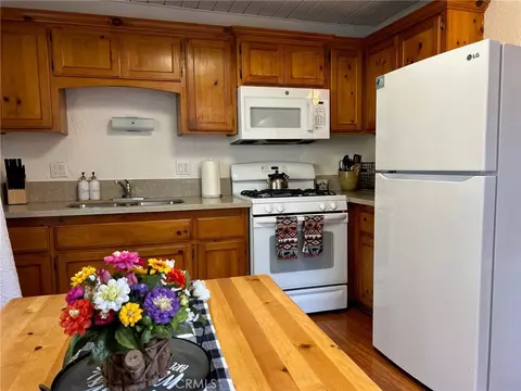 Kitchen - 2057 3rd, Big Bear City, CA 92315 photo 2 of 3
