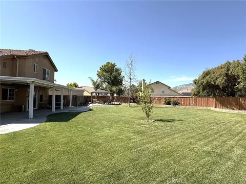 1043 Titus Ct, San Jacinto, CA 92583