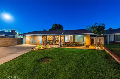 1118 Roosevelt Dr, Lake Elsinore, CA 92530