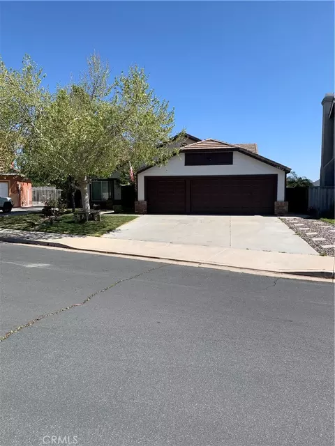 18810 Oakview Way, Lake Elsinore, CA 92530