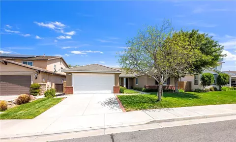 27162 Discovery Bay Dr, Menifee, CA 92585