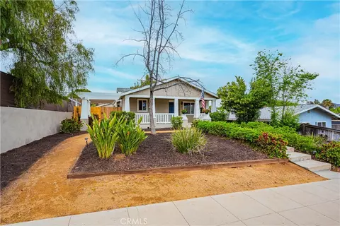 807 W Pottery St, Lake Elsinore, CA 92530