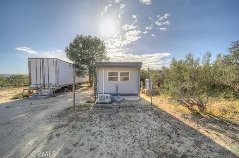 39615 Meyers Ln, Anza, CA 92539 photo 4