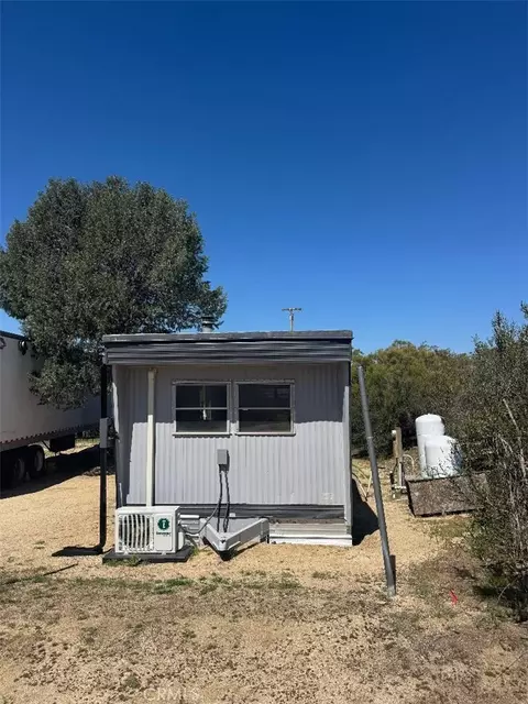 39615 Meyers Ln, Anza, CA 92539 photo 5