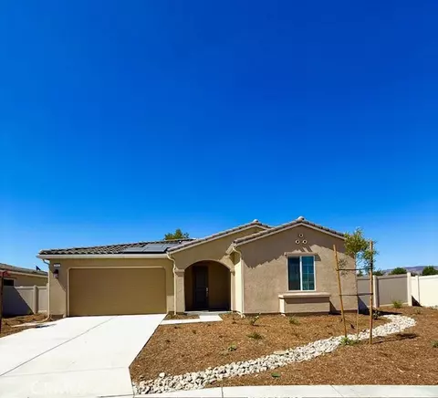2961 Desiree Dr, San Jacinto, CA 92582