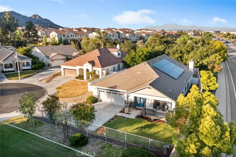 View/Area - 27335 Wedgewood Way, Murrieta, CA 92562 photo 4 of 6