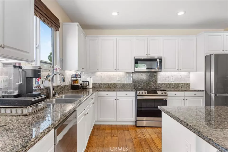 Kitchen - 27335 Wedgewood Way, Murrieta, CA 92562 photo 3 of 4