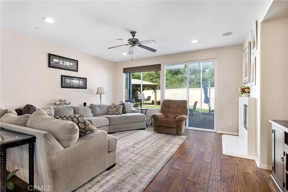 Living - 27335 Wedgewood Way, Murrieta, CA 92562 photo 1 of 1