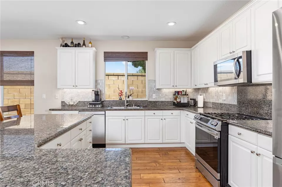 Kitchen - 27335 Wedgewood Way, Murrieta, CA 92562 photo 2 of 4