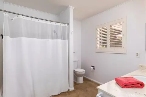 Bath - 40057 S Shore Rd, Fallbrook, CA 92028 photo 3 of 4