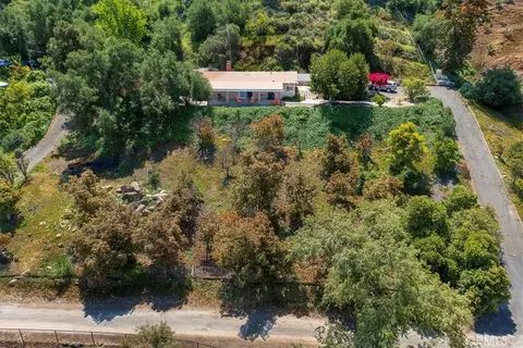 View/Area - 40057 S Shore Rd, Fallbrook, CA 92028 photo 13 of 20