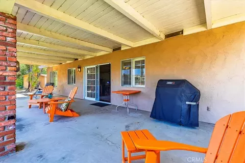 Exterior - 40057 S Shore Rd, Fallbrook, CA 92028 photo 4 of 11