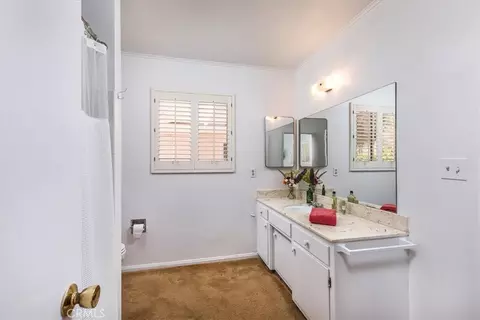 Bath - 40057 S Shore Rd, Fallbrook, CA 92028 photo 2 of 4
