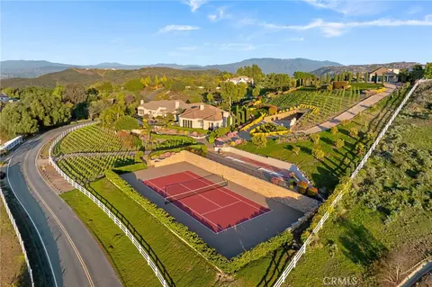 View/Area - 44195 Sunset Ter, Temecula, CA 92590 photo 1 of 4