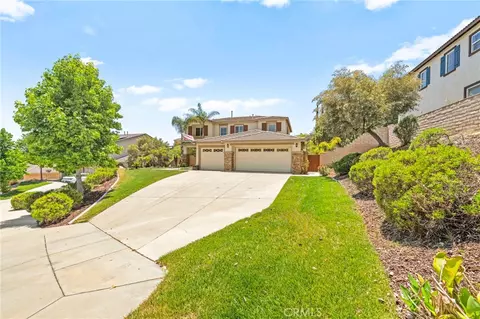 29249 Gateway Dr, Lake Elsinore, CA 92530