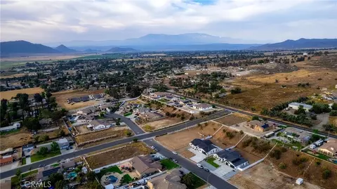 22285 Crown Princess Ct, Nuevo, CA 92567