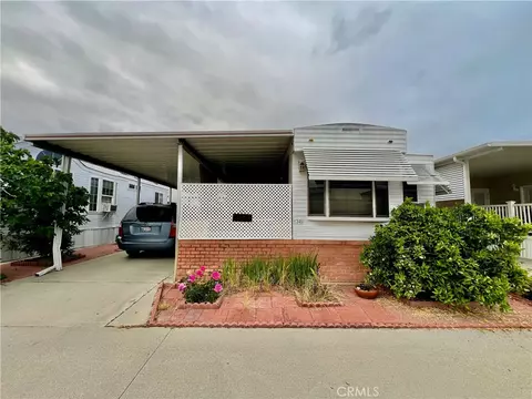 1346 Country Club Dr, San Jacinto, CA 92583