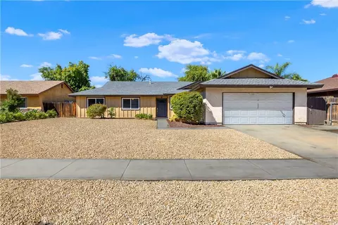 26155 Stardust St, Hemet, CA 92544