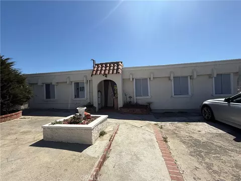 12406 Haley St, Sun Valley, CA 91352