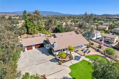 32144 Yosemite St, Winchester, CA 92596