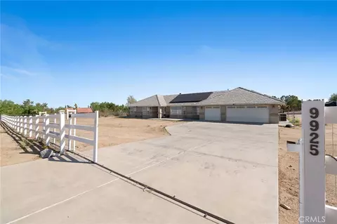 Exterior - 9925 Sierra Vista Rd, Phelan, CA 92371 photo 5 of 5