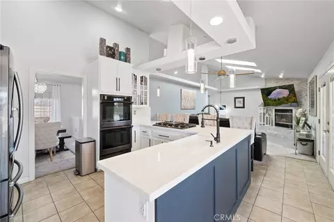 Kitchen - 9925 Sierra Vista Rd, Phelan, CA 92371 photo 1 of 6