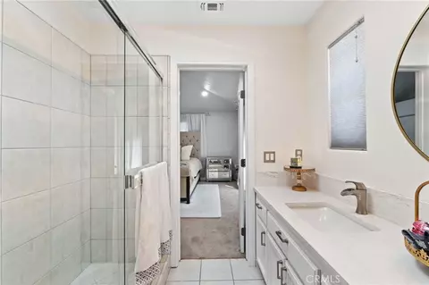 Bath - 9925 Sierra Vista Rd, Phelan, CA 92371 photo 3 of 5