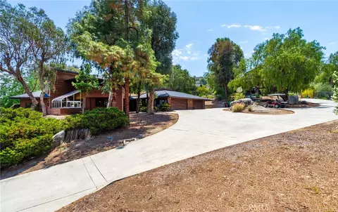 27411 Big Springs Ranch Rd, Hemet, CA 92544