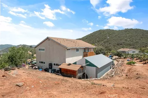 Exterior - 1996 Rainbow Glen Rd, Fallbrook, CA 92028 photo 13 of 16