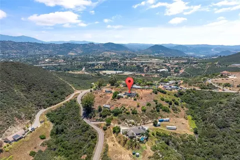 View/Area - 1996 Rainbow Glen Rd, Fallbrook, CA 92028 photo 3 of 10