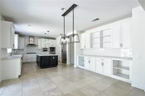 Entry Way - 45118 Riverstone Ct, Temecula, CA 92592 photo 4 of 7