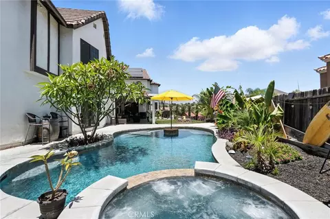 29960 Wake Ct, Canyon Lake, CA 92587