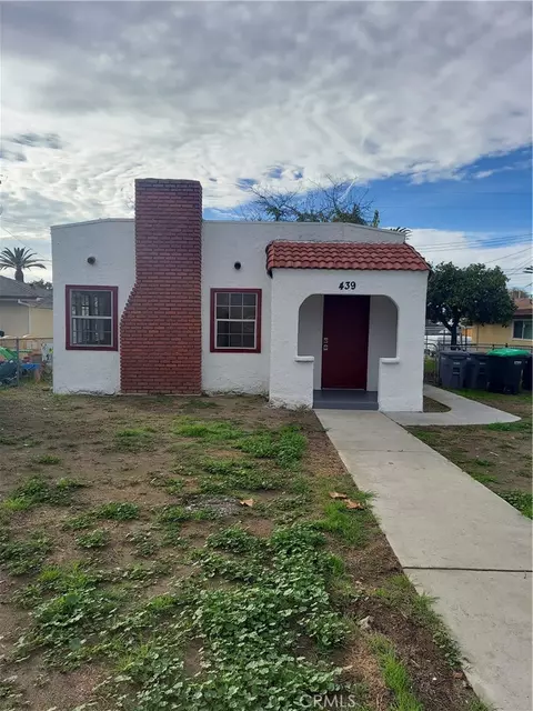 439 N Santa Fe St, Hemet, CA 92543