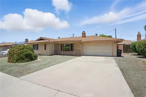 260 E Whittier Ave, Hemet, CA 92543