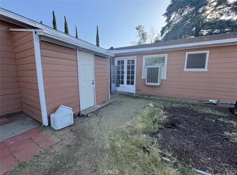Exterior - 9167 Citrus Ave, Fontana, CA 92335 photo 6 of 8