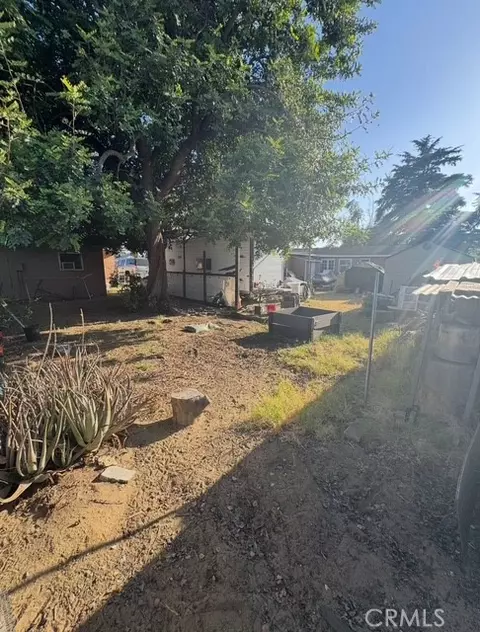 Exterior - 9167 Citrus Ave, Fontana, CA 92335 photo 8 of 8