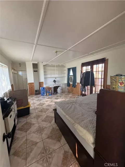 Bedroom - 9167 Citrus Ave, Fontana, CA 92335 photo 1 of 3