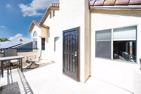 Exterior - 5963 Rio Valle Dr, Bonsall, CA 92003 photo 3 of 13