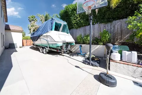 Exterior - 5963 Rio Valle Dr, Bonsall, CA 92003 photo 11 of 13