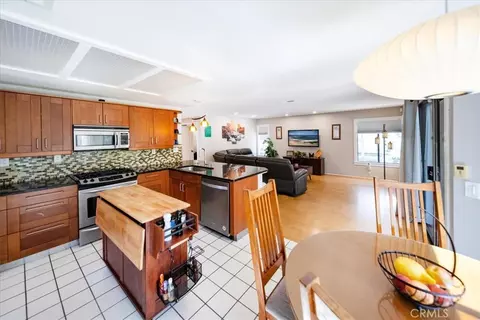 Kitchen - 5963 Rio Valle Dr, Bonsall, CA 92003 photo 3 of 4