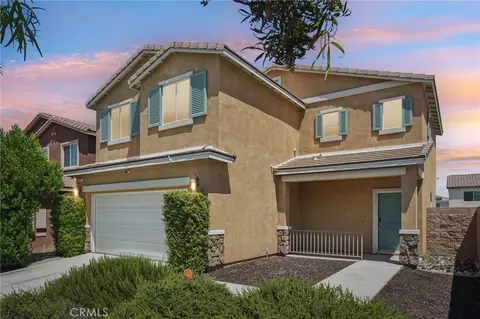 30012 Cottage Ln, Lake Elsinore, CA 92530