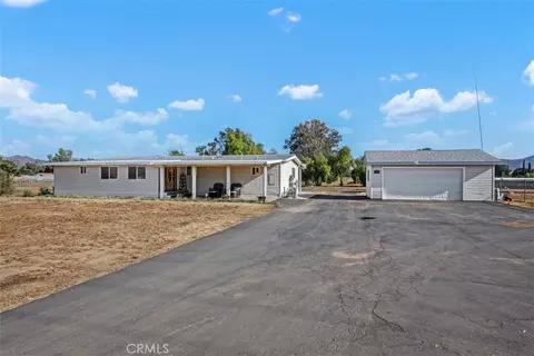 33075 Grand Ave, Winchester, CA 92596