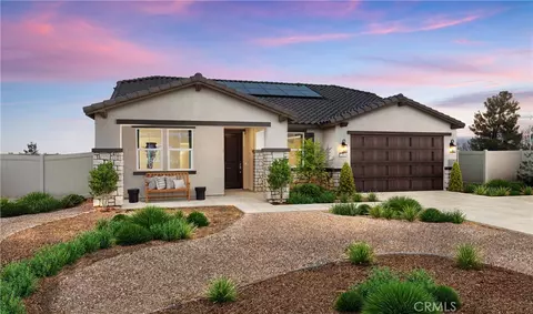 233 Carmelita Ln, Tehachapi, CA 93561