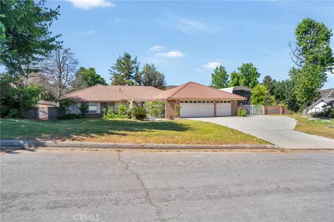 37581 Oak Mesa Dr, Yucaipa, CA 92399