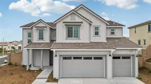 18382 Park Mountain Dr, Riverside, CA 92508